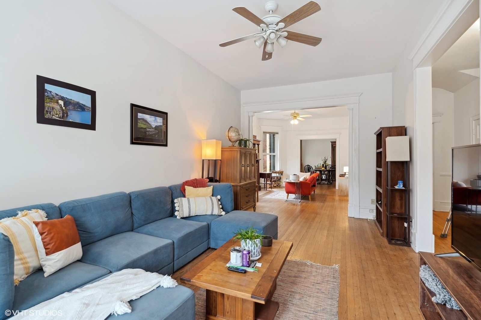 650 W Barry Avenue Unit: 1