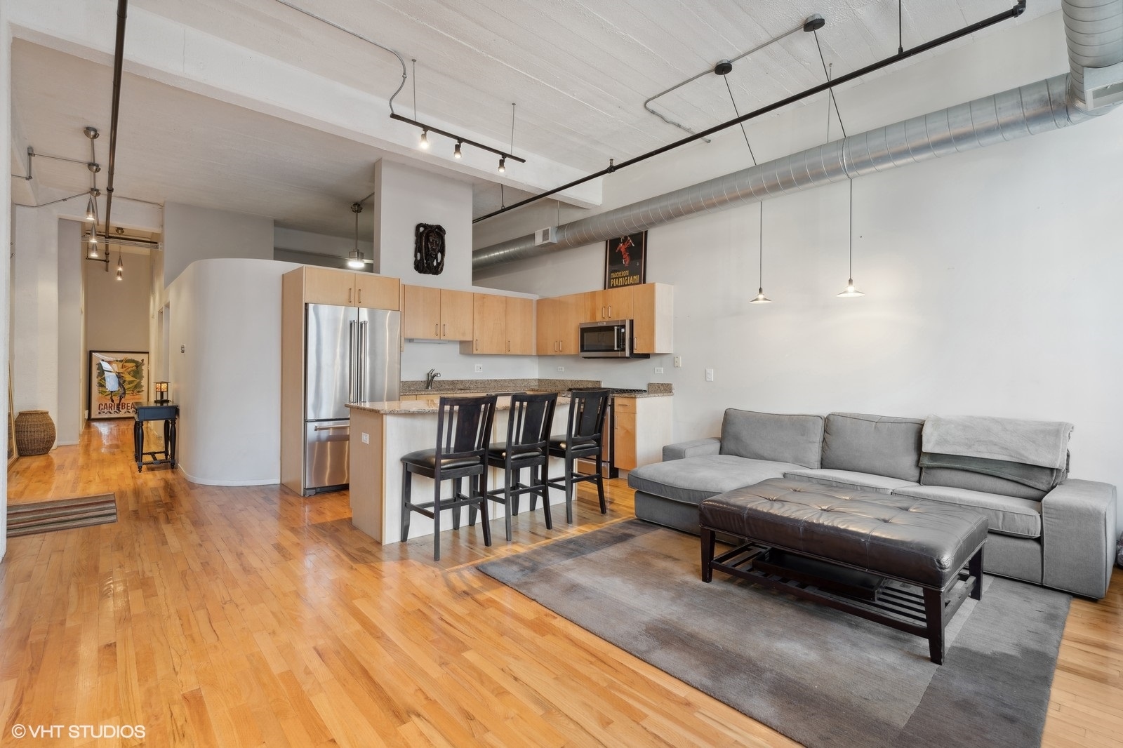 843 W ADAMS Street Unit: 303