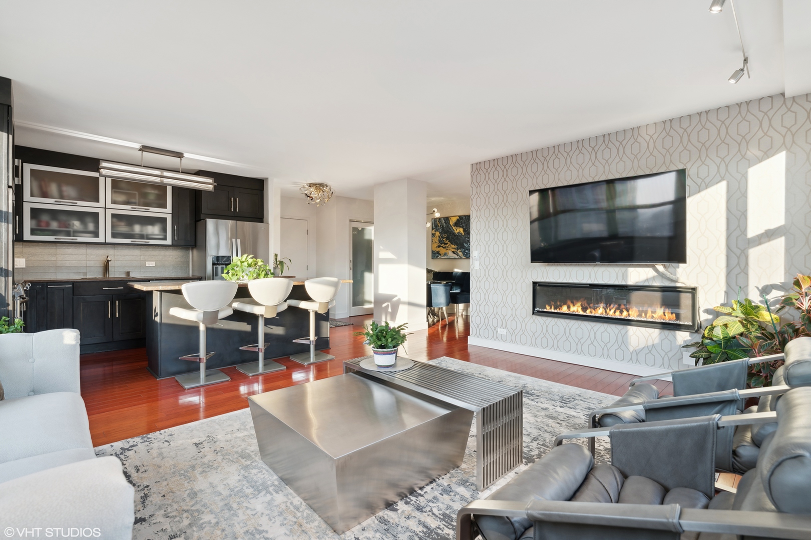 1445 N State Parkway Unit: 2106