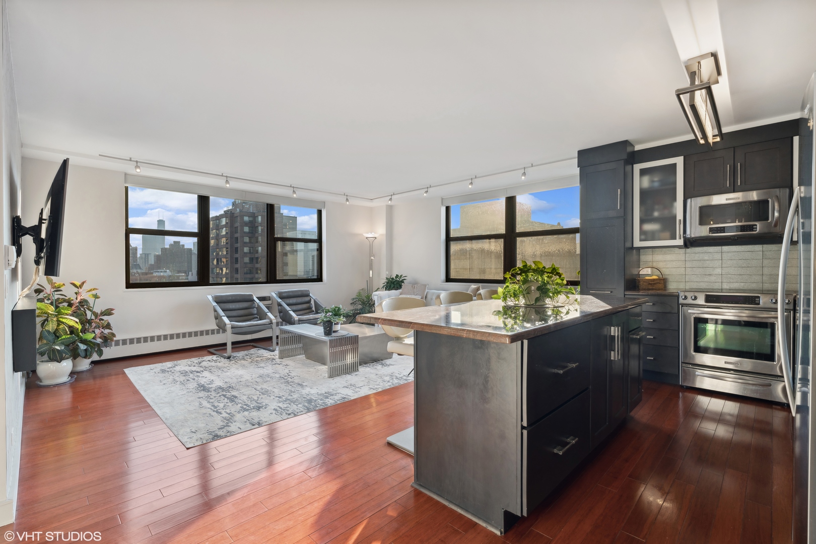 1445 N State Parkway Unit: 2106