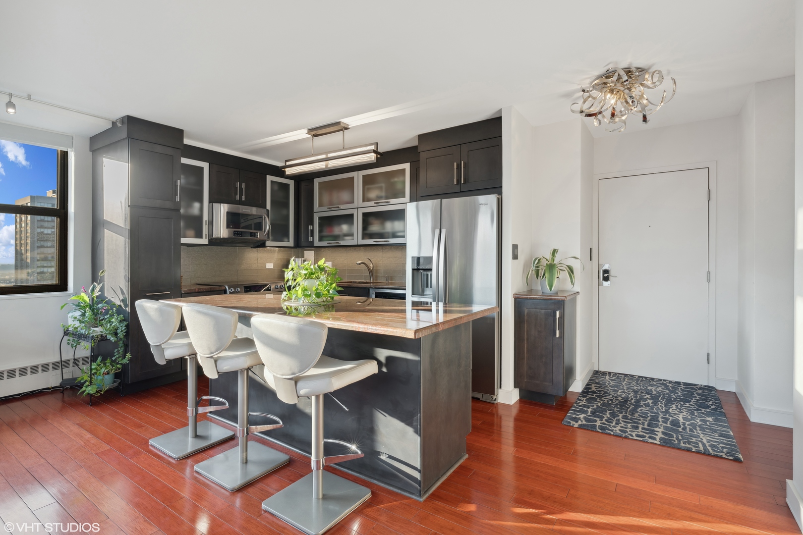 1445 N State Parkway Unit: 2106