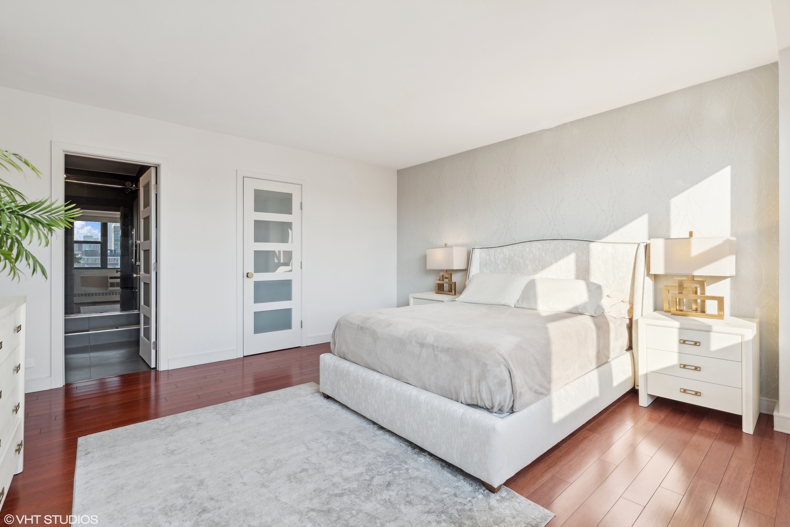 1445 N State Parkway Unit: 2106