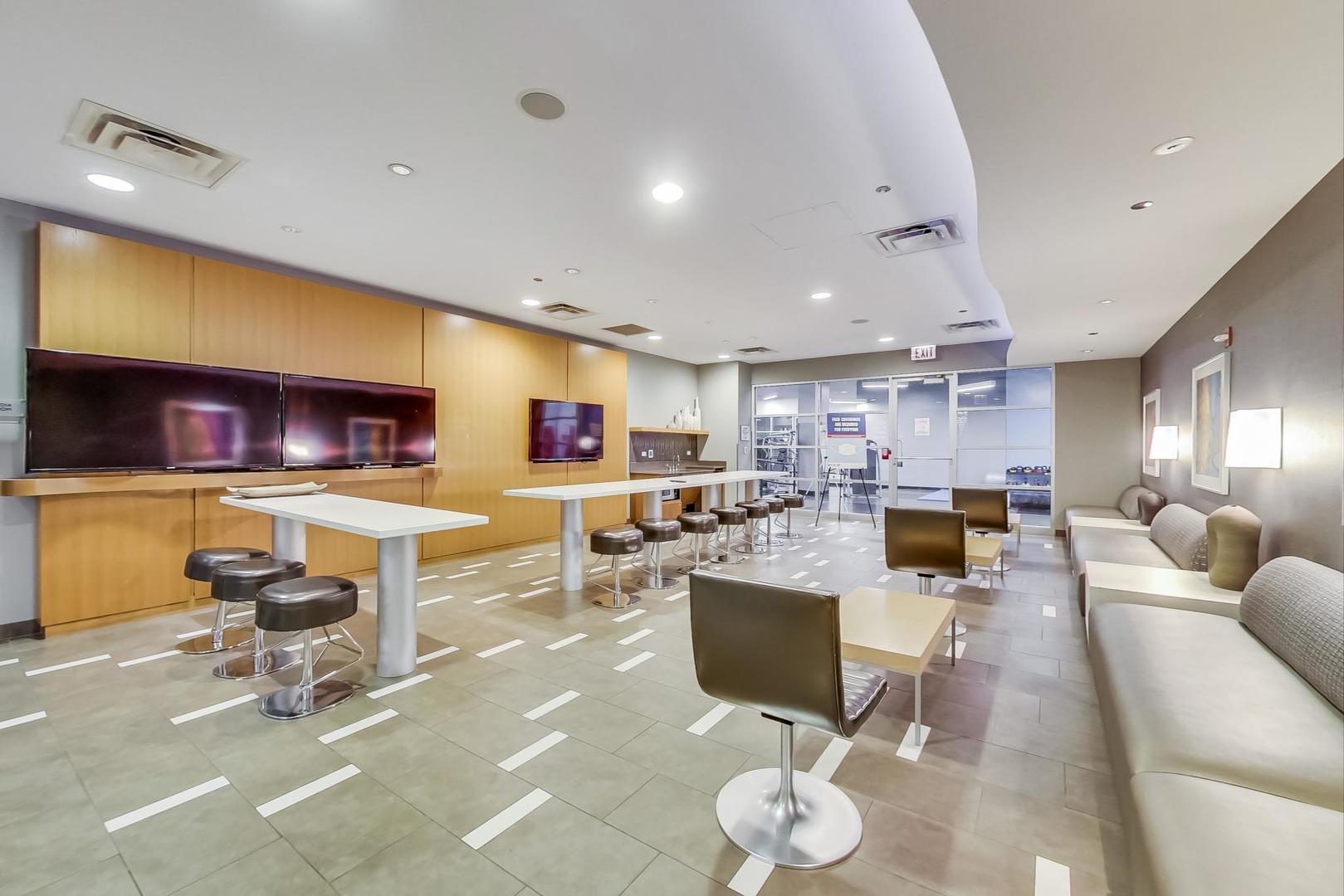 225 N Columbus Drive Unit: 7403