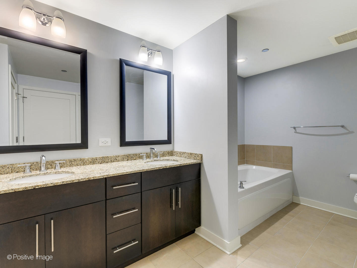 505 N McClurg Court Unit: 804