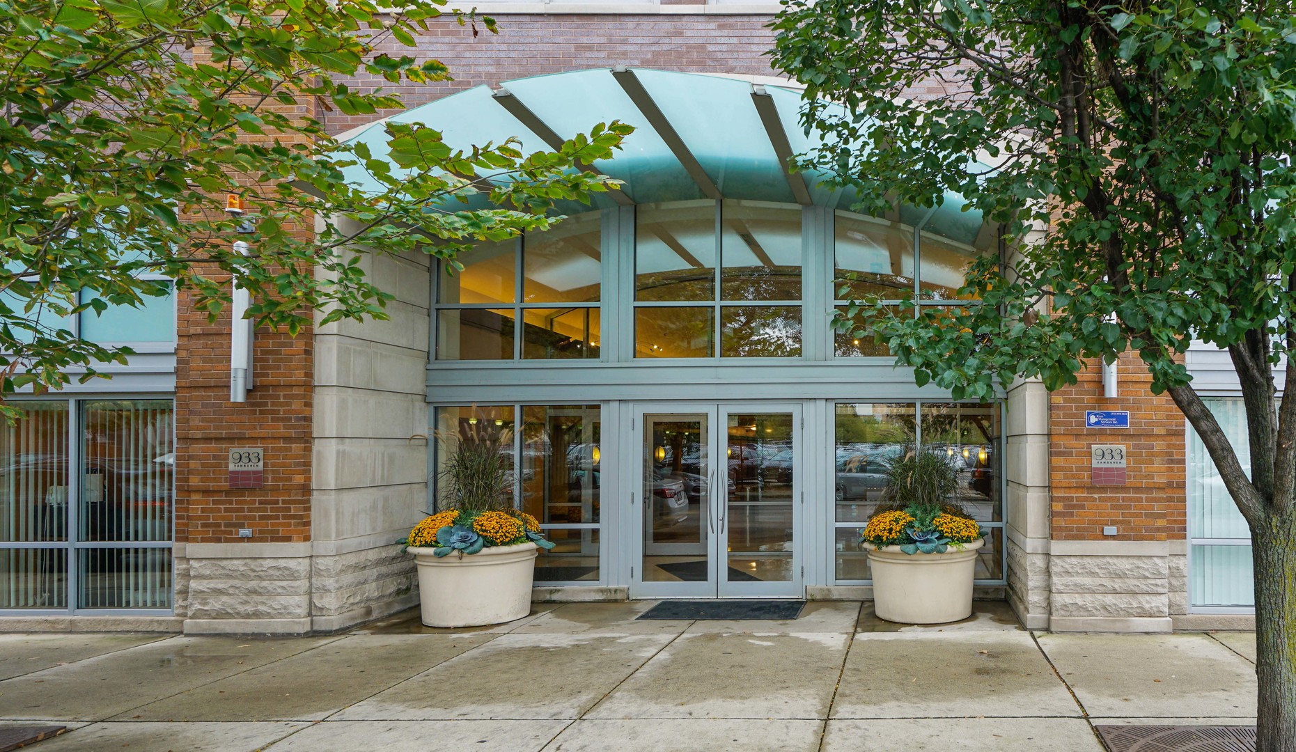 933 W Van Buren Street Unit: 507
