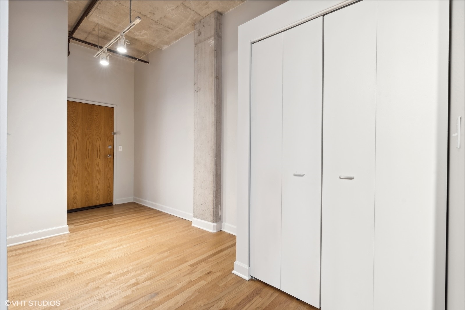933 W Van Buren Street Unit: 507