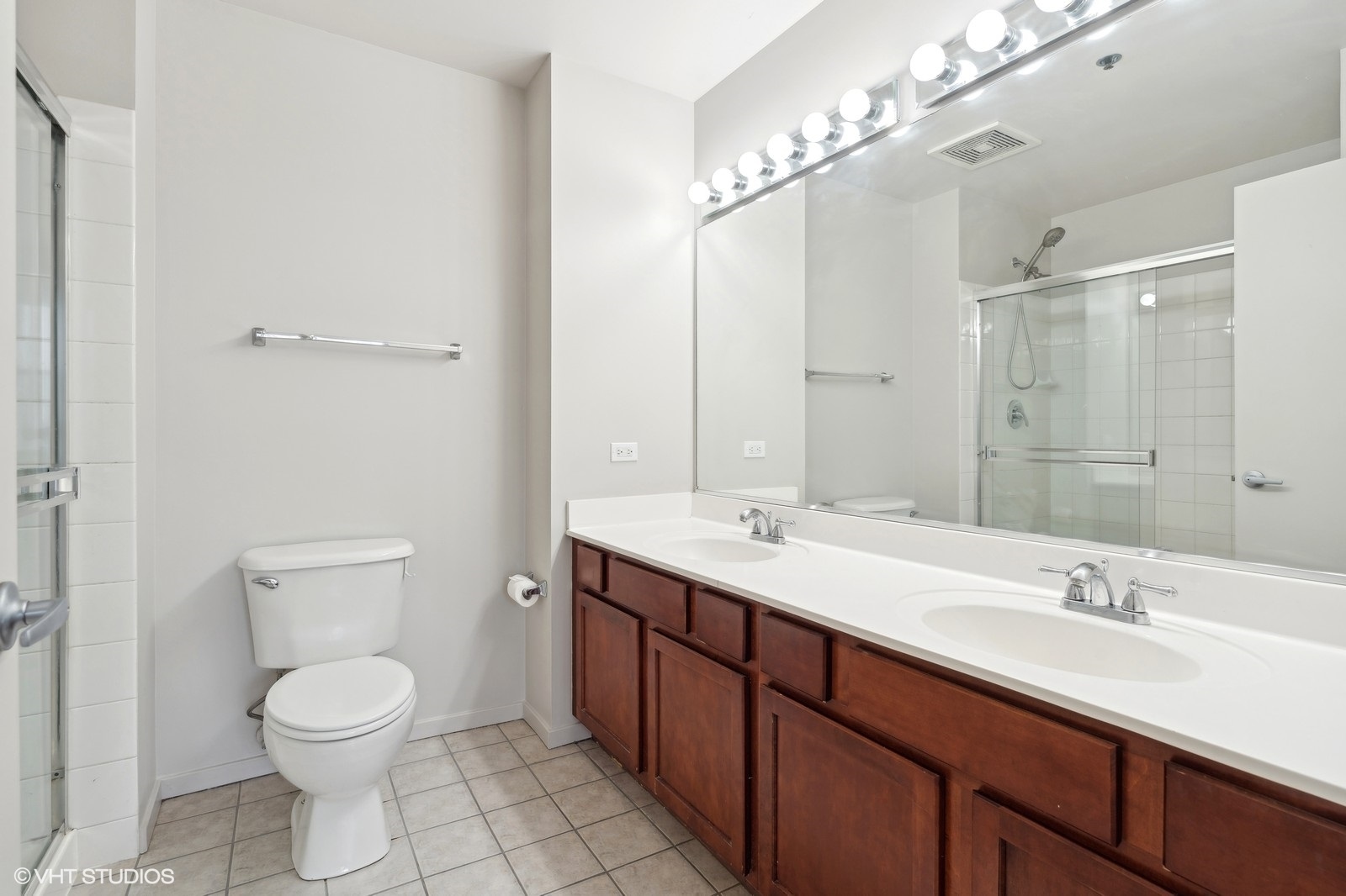 933 W Van Buren Street Unit: 507