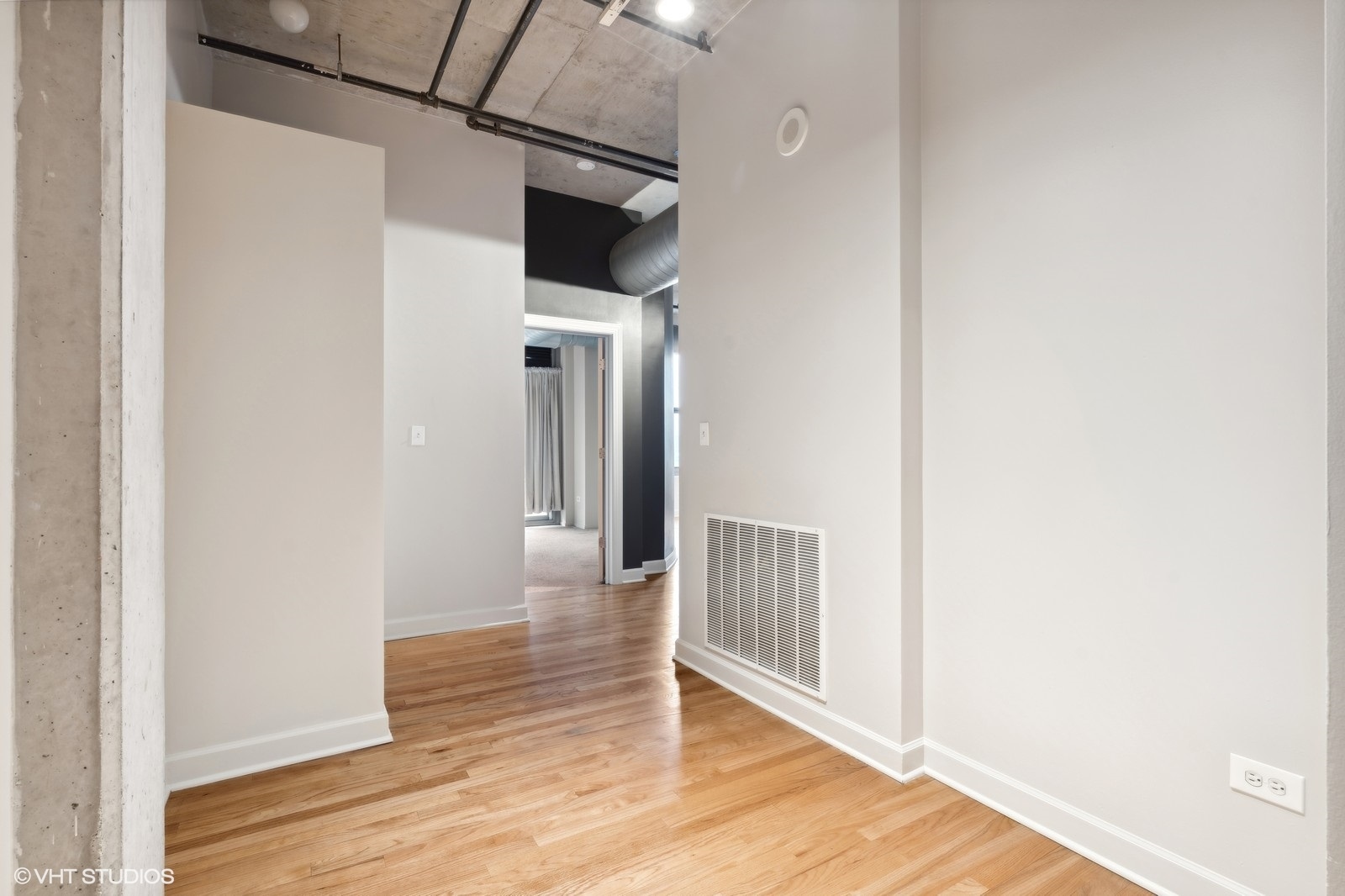 933 W Van Buren Street Unit: 507