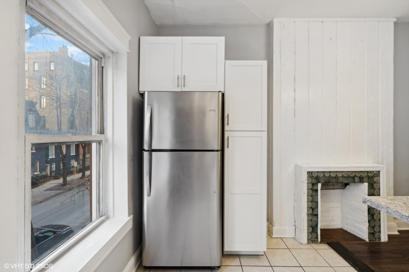14 W Chestnut Street Unit: 2F