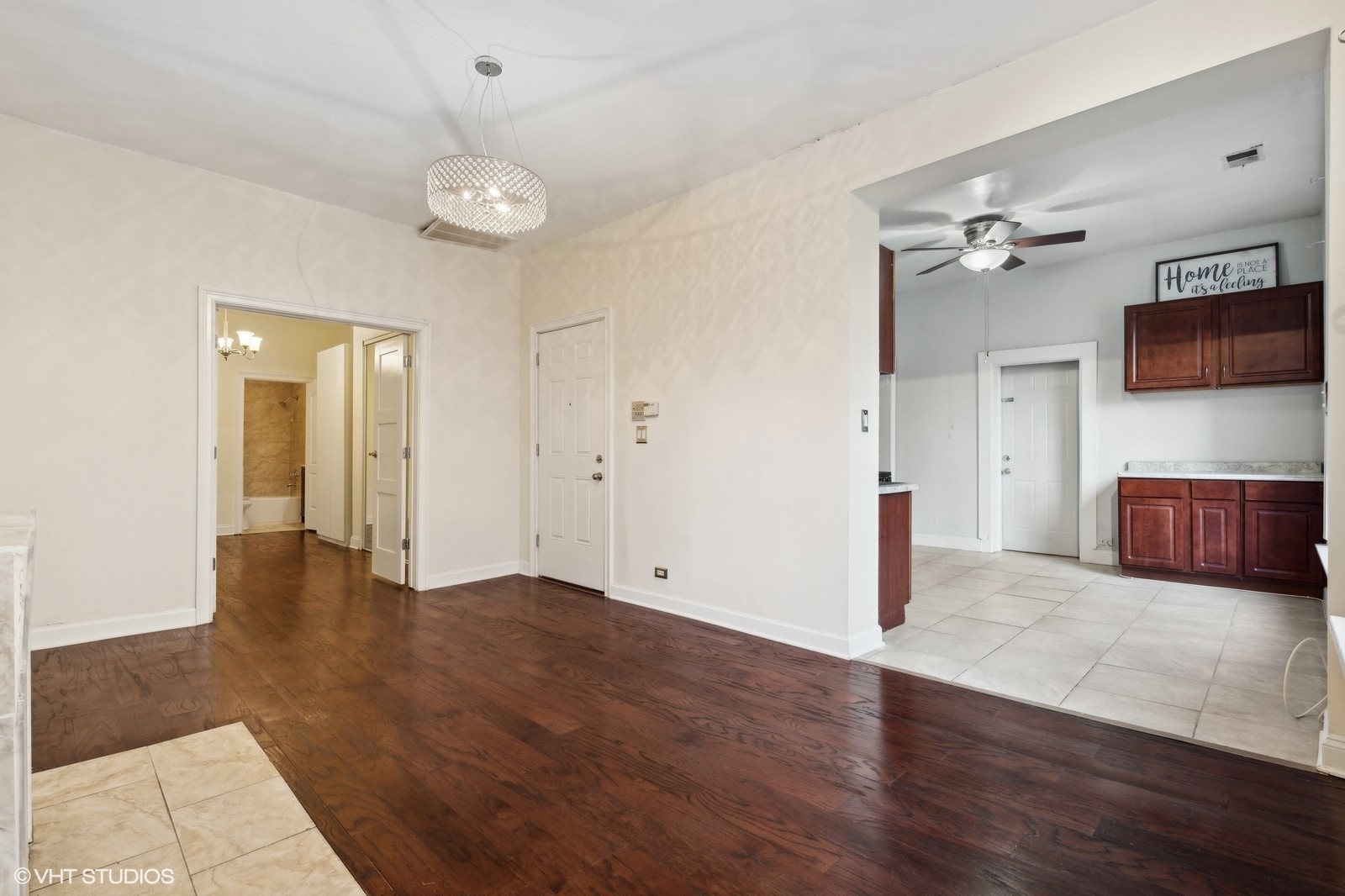 14 W Chestnut Street Unit: 4F