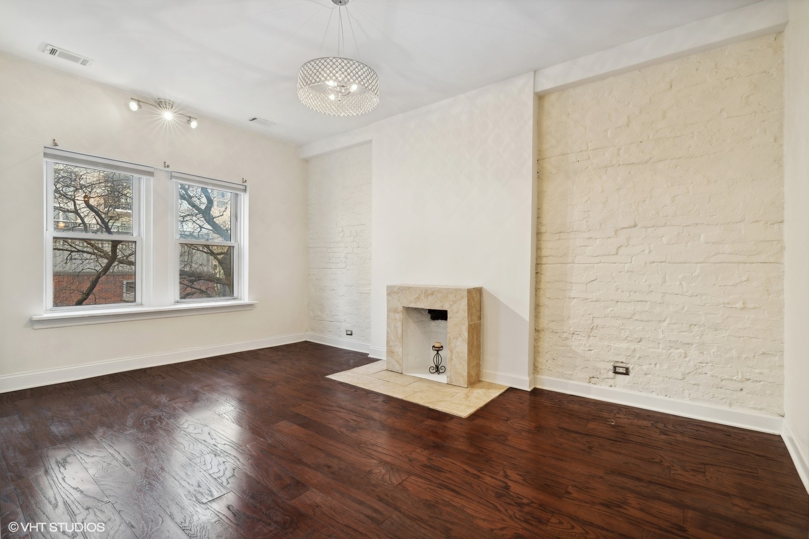 14 W Chestnut Street Unit: 4F