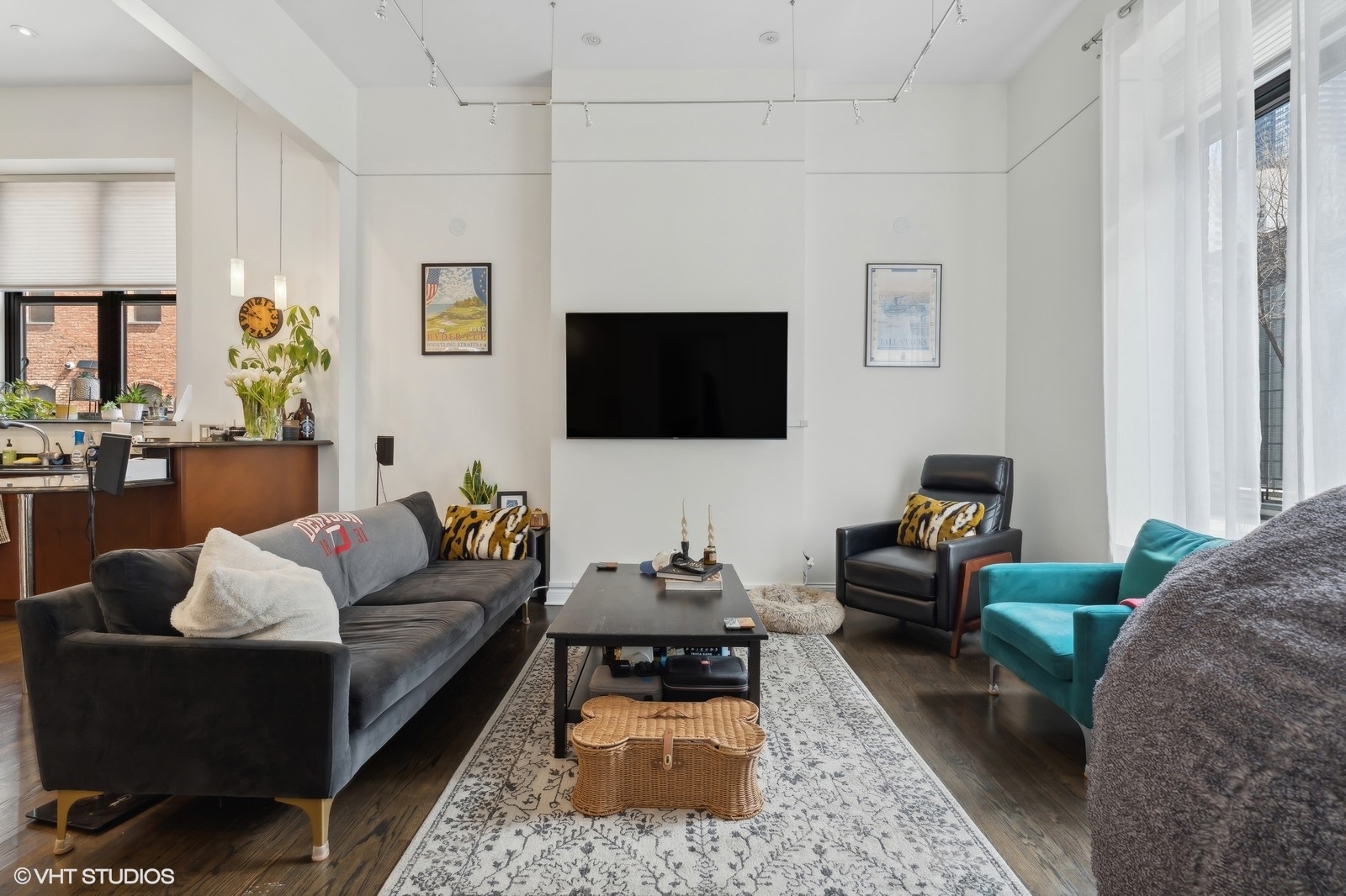 64 W SUPERIOR Street Unit: A