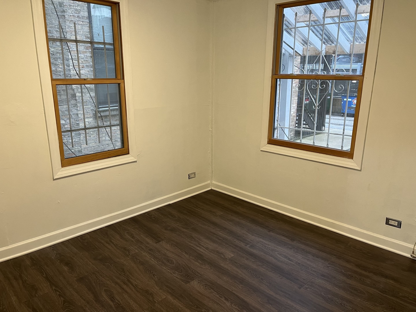 14 W Chestnut Street Unit: 1R