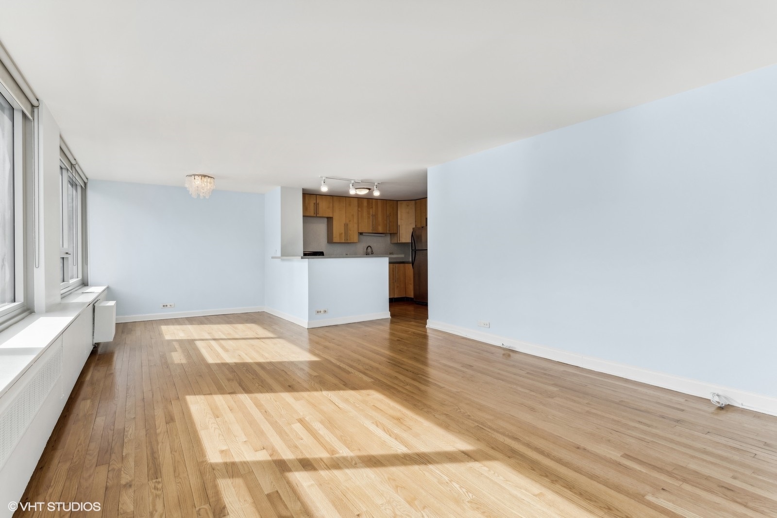 88 W Schiller Street Unit: 601