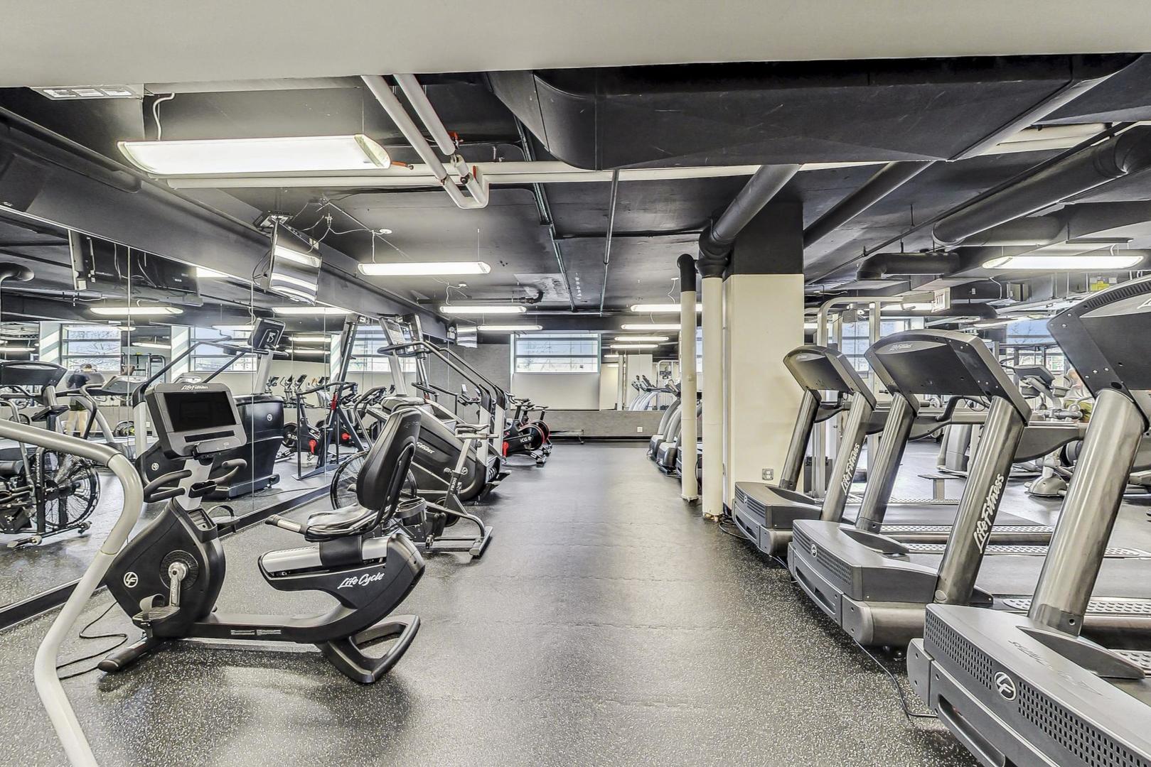 474 N LAKE SHORE Drive Unit: 2411