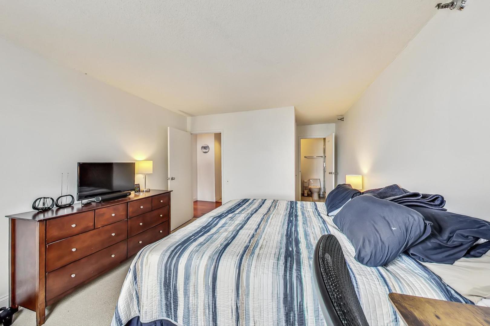 474 N LAKE SHORE Drive Unit: 2411