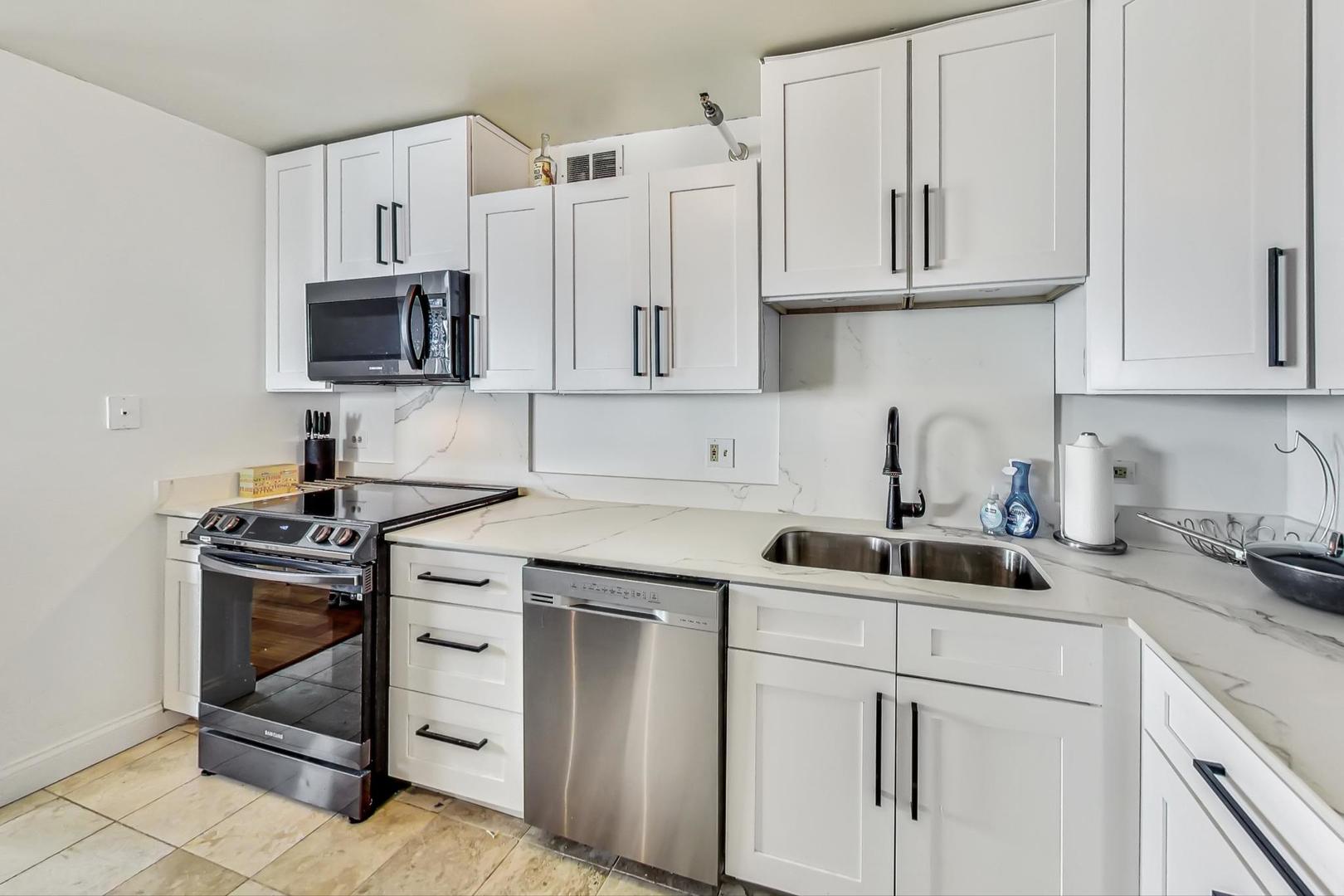 474 N LAKE SHORE Drive Unit: 2411