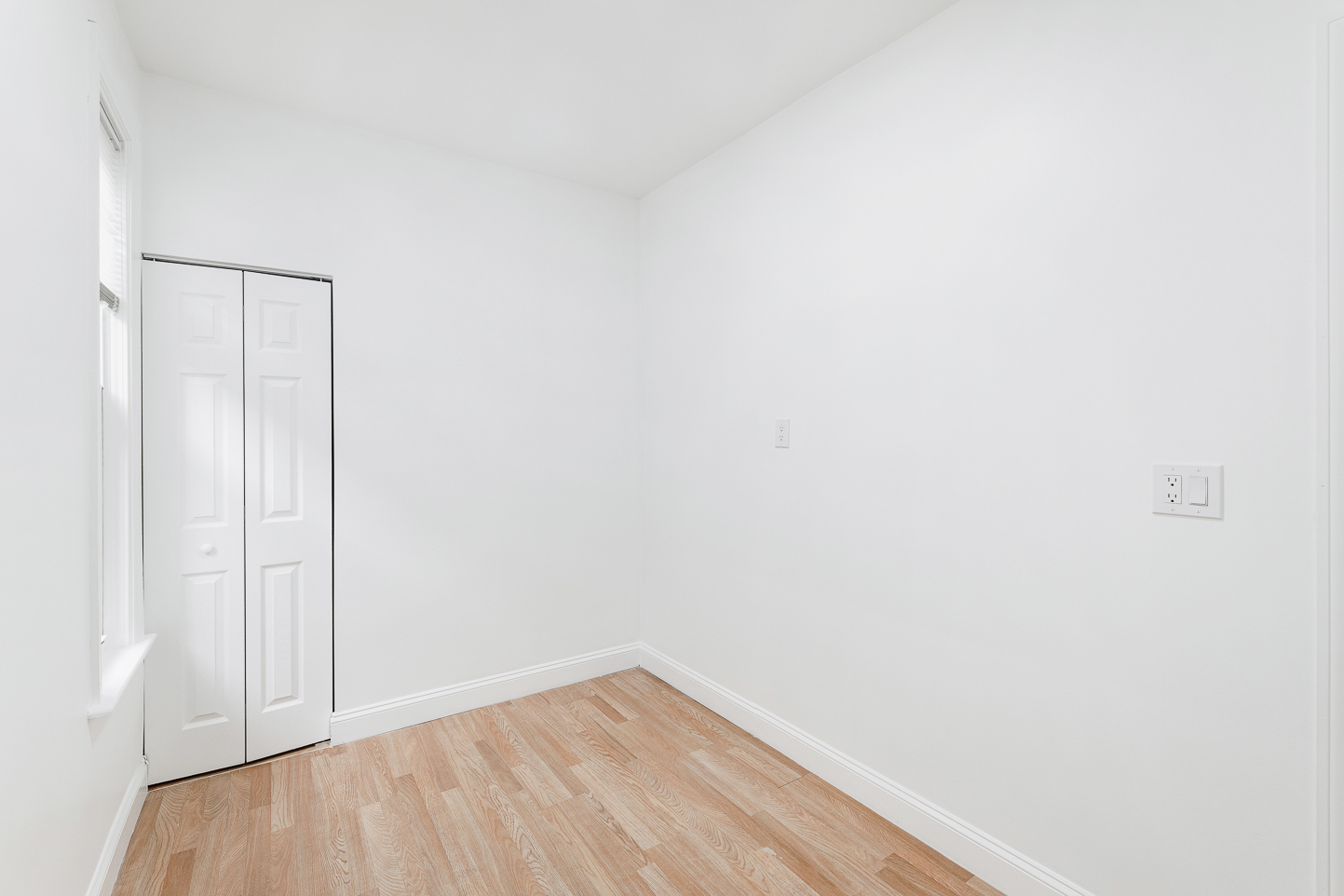 1430 W Superior Street Unit: 1R