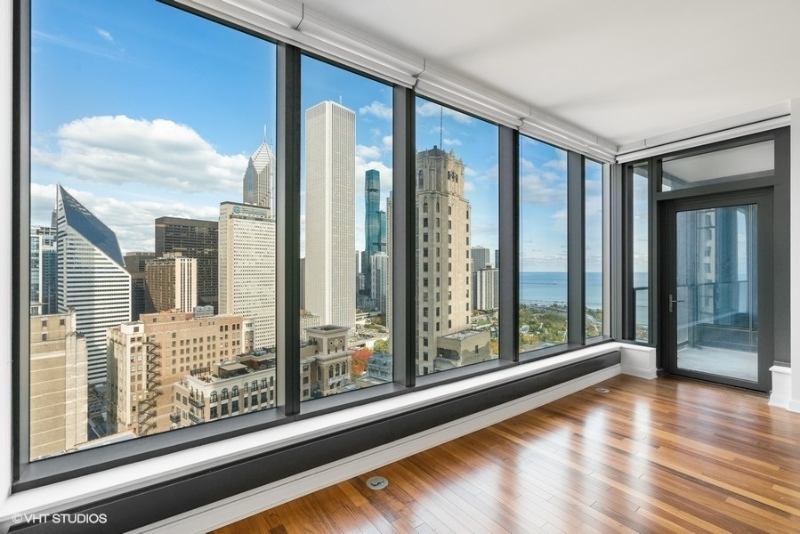 60 E Monroe Street Unit: 3208