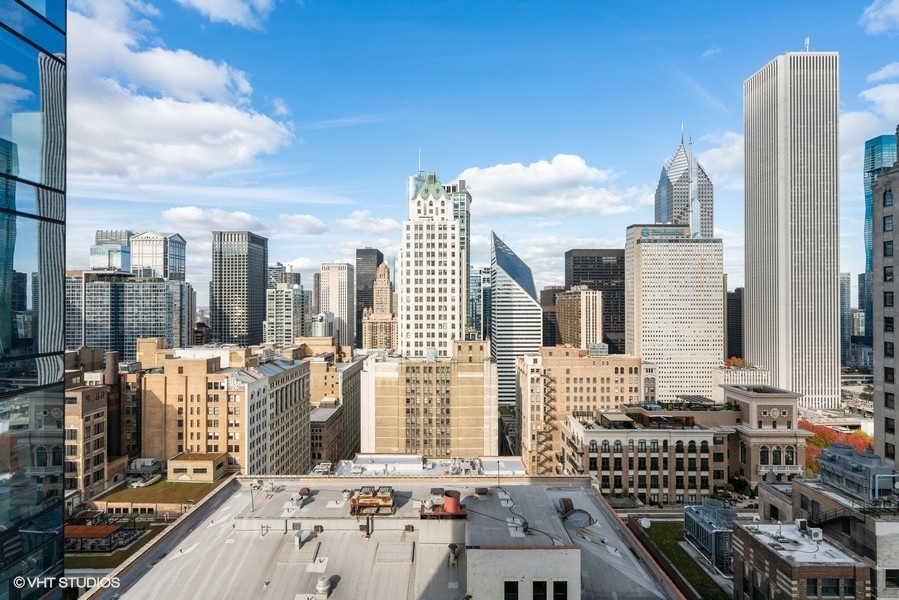 60 E Monroe Street Unit: 3208