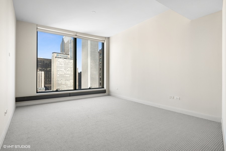 60 E Monroe Street Unit: 3208