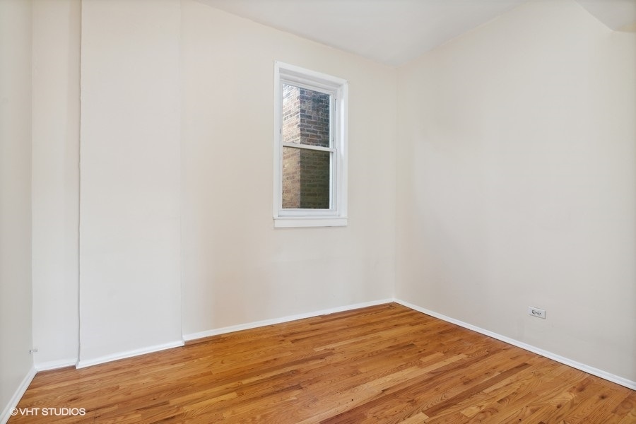 722 S Laflin Street Unit: 3