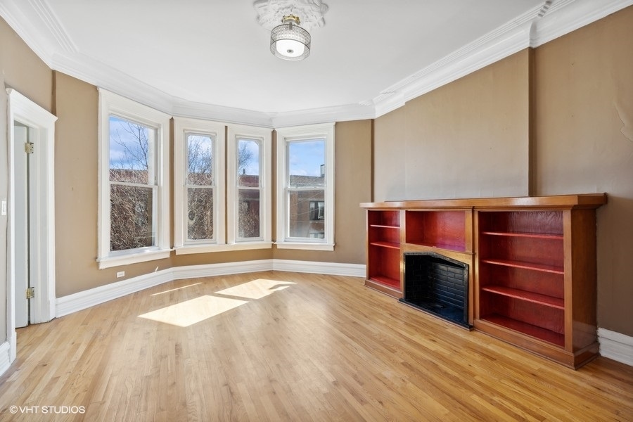 722 S Laflin Street Unit: 3