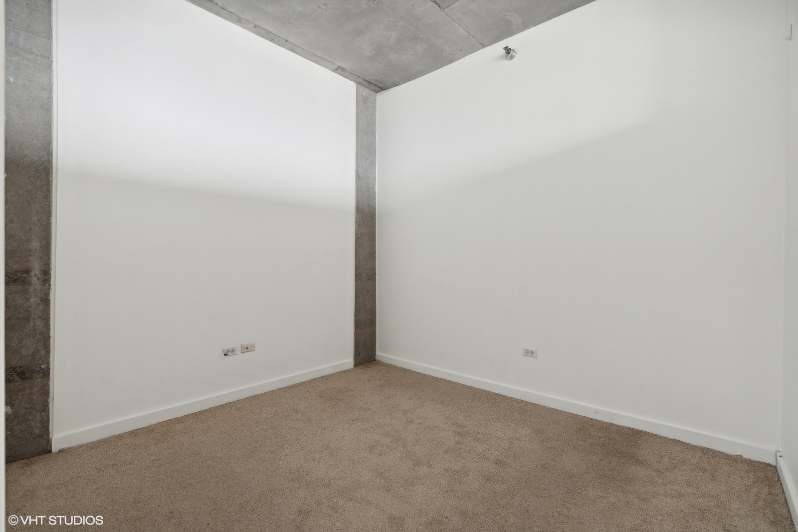 1720 S Michigan Avenue Unit: 1617