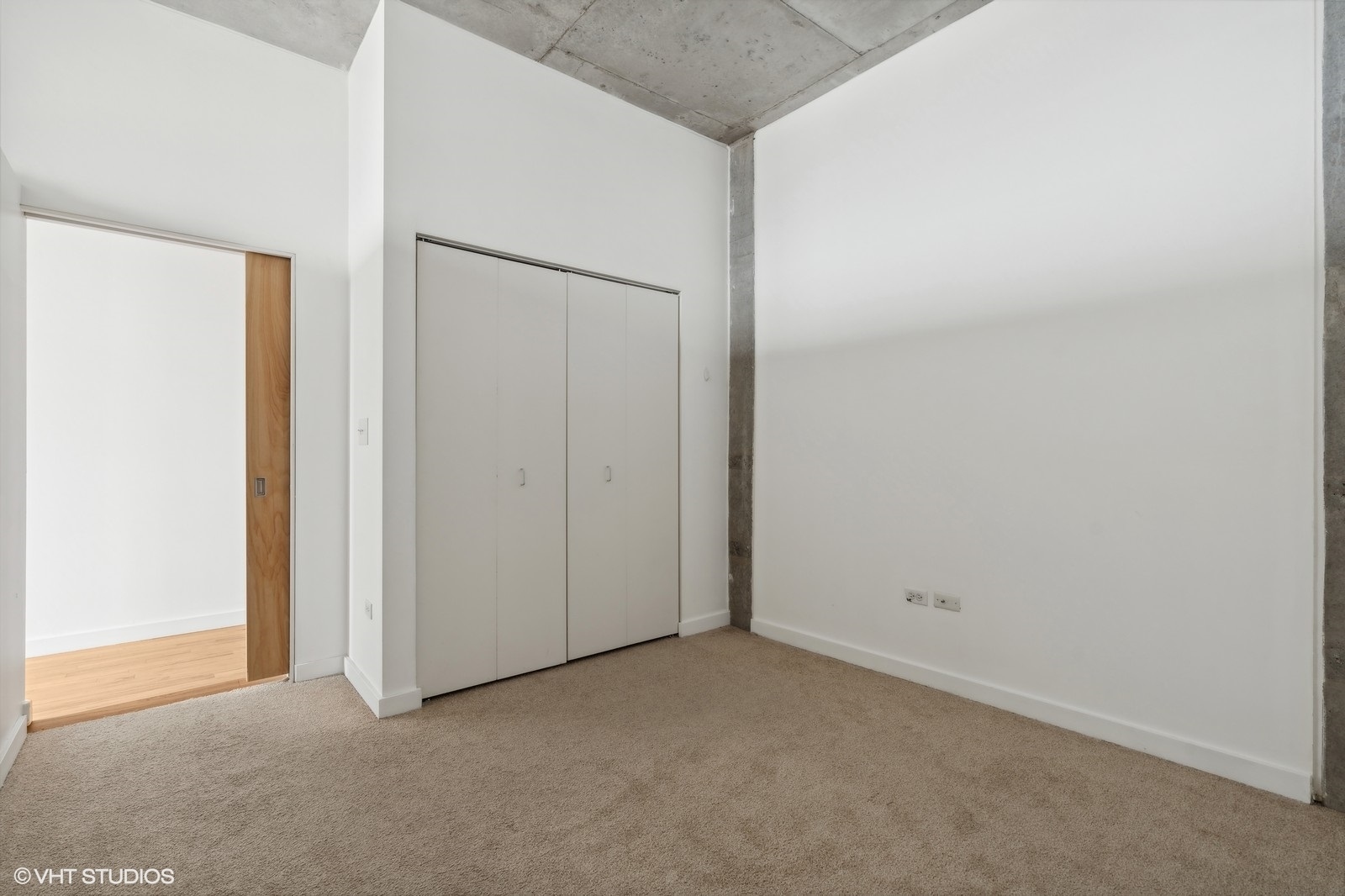 1720 S Michigan Avenue Unit: 1617