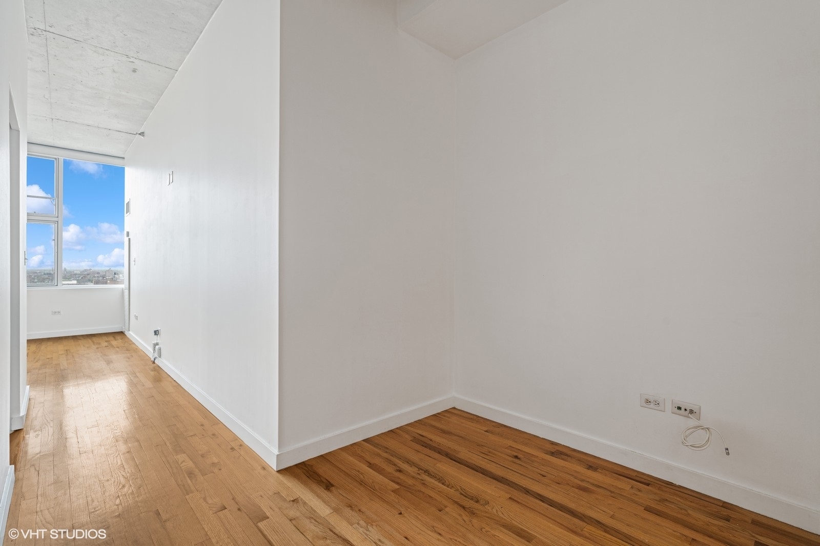 1720 S Michigan Avenue Unit: 1617