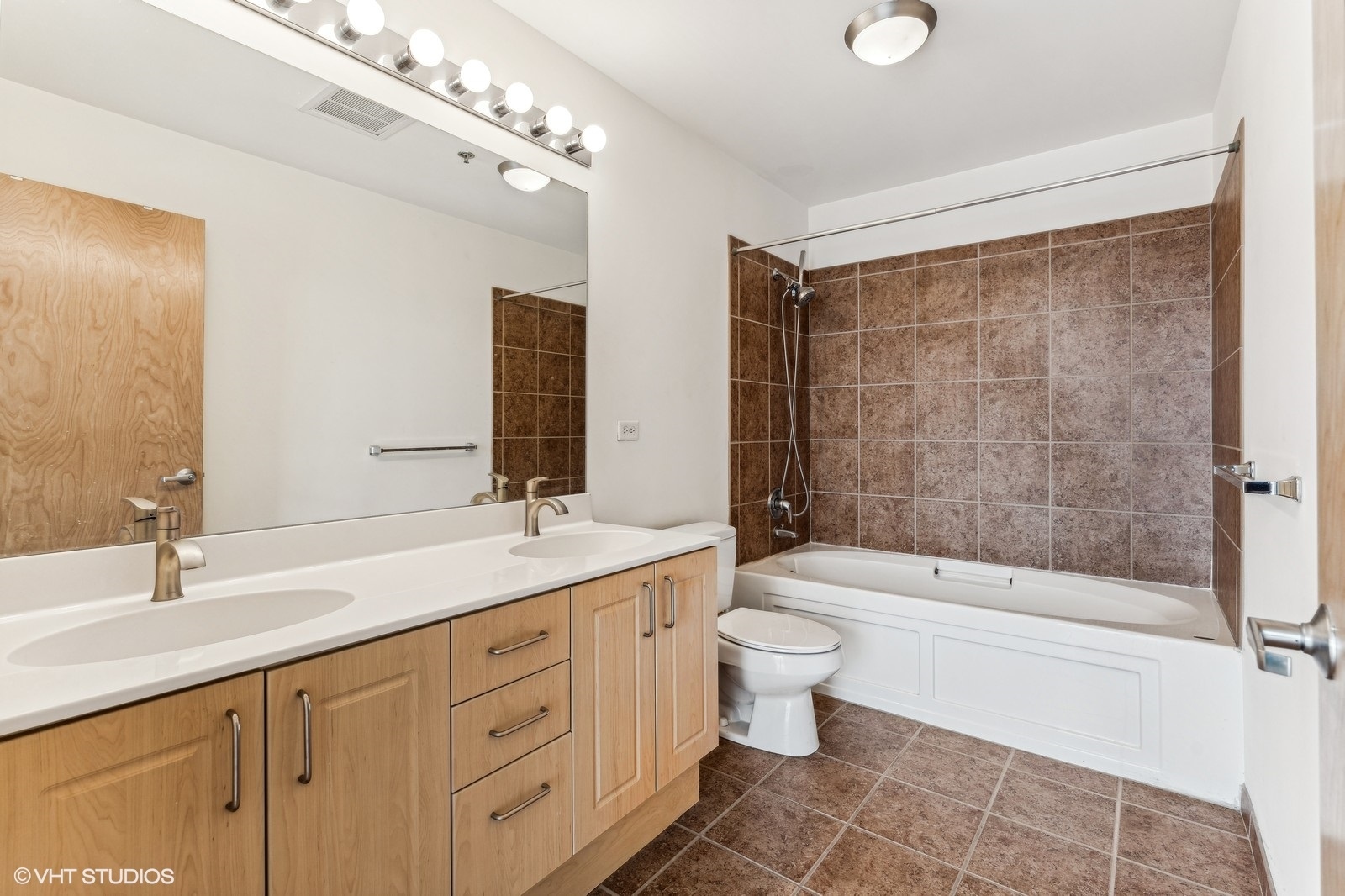 1620 S Michigan Avenue Unit: 1107