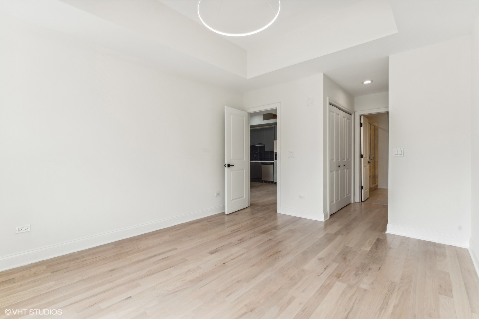 1601 S State Street Unit: 6G