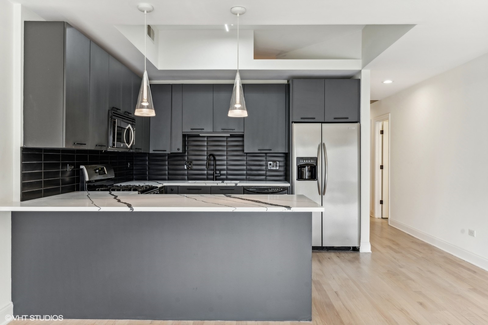 1601 S State Street Unit: 6G