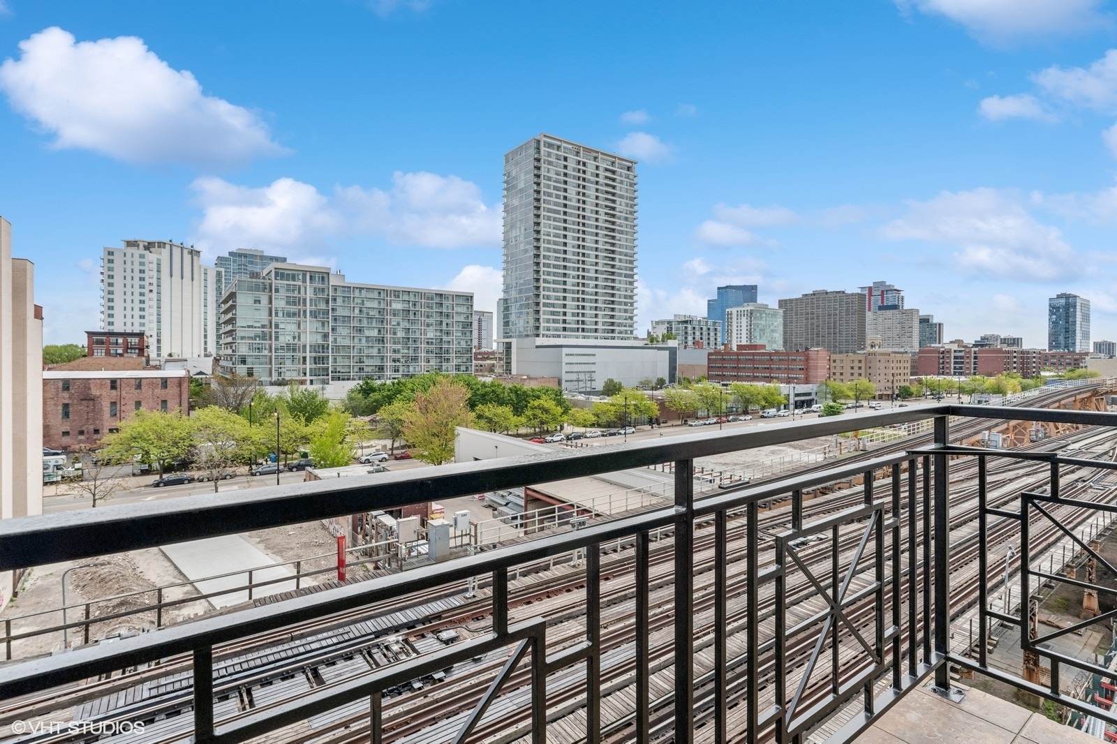 1601 S State Street Unit: 6G