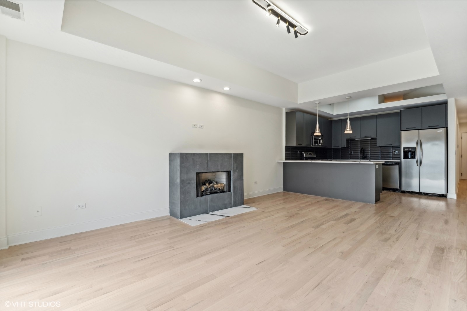 1601 S State Street Unit: 6G