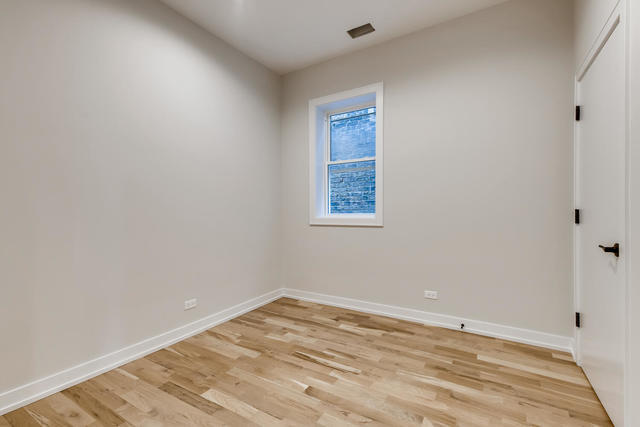 1040 N Wood Street Unit: 1