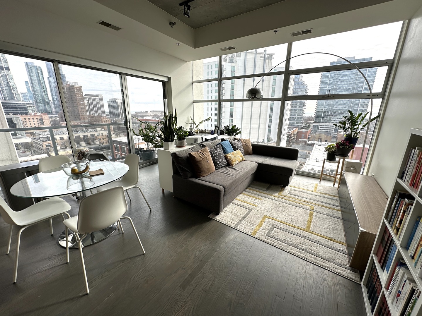 1620 S Michigan Avenue Unit: 1107