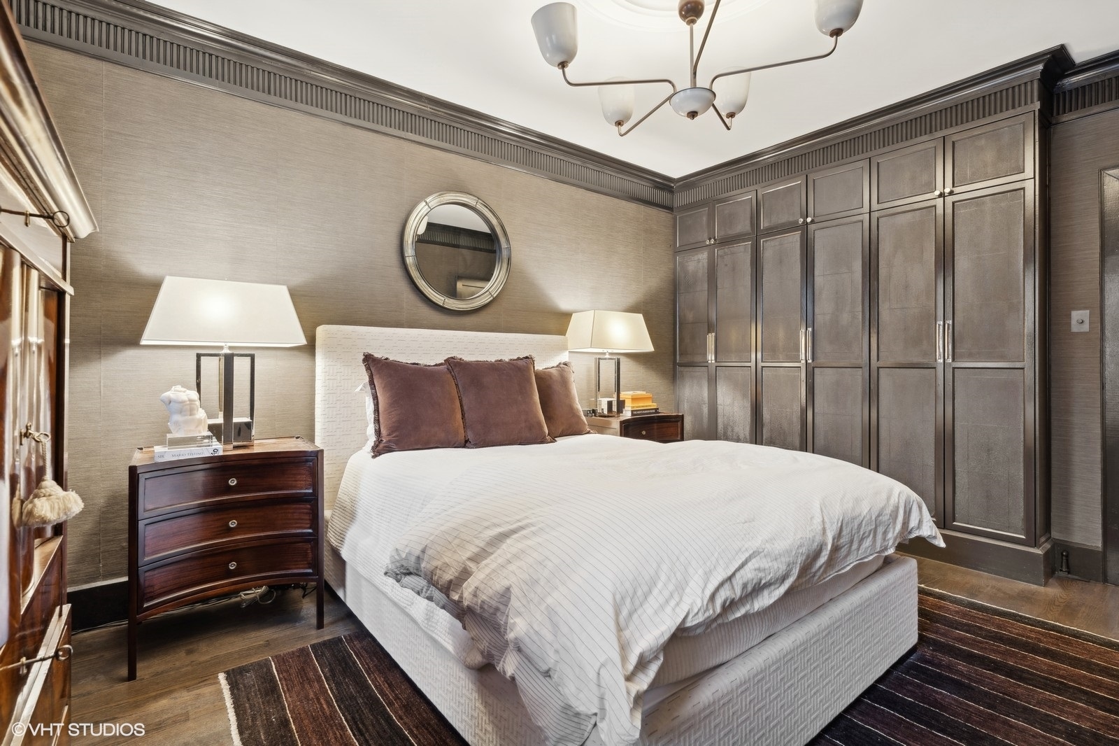 1050 W Balmoral Avenue Unit: 6E