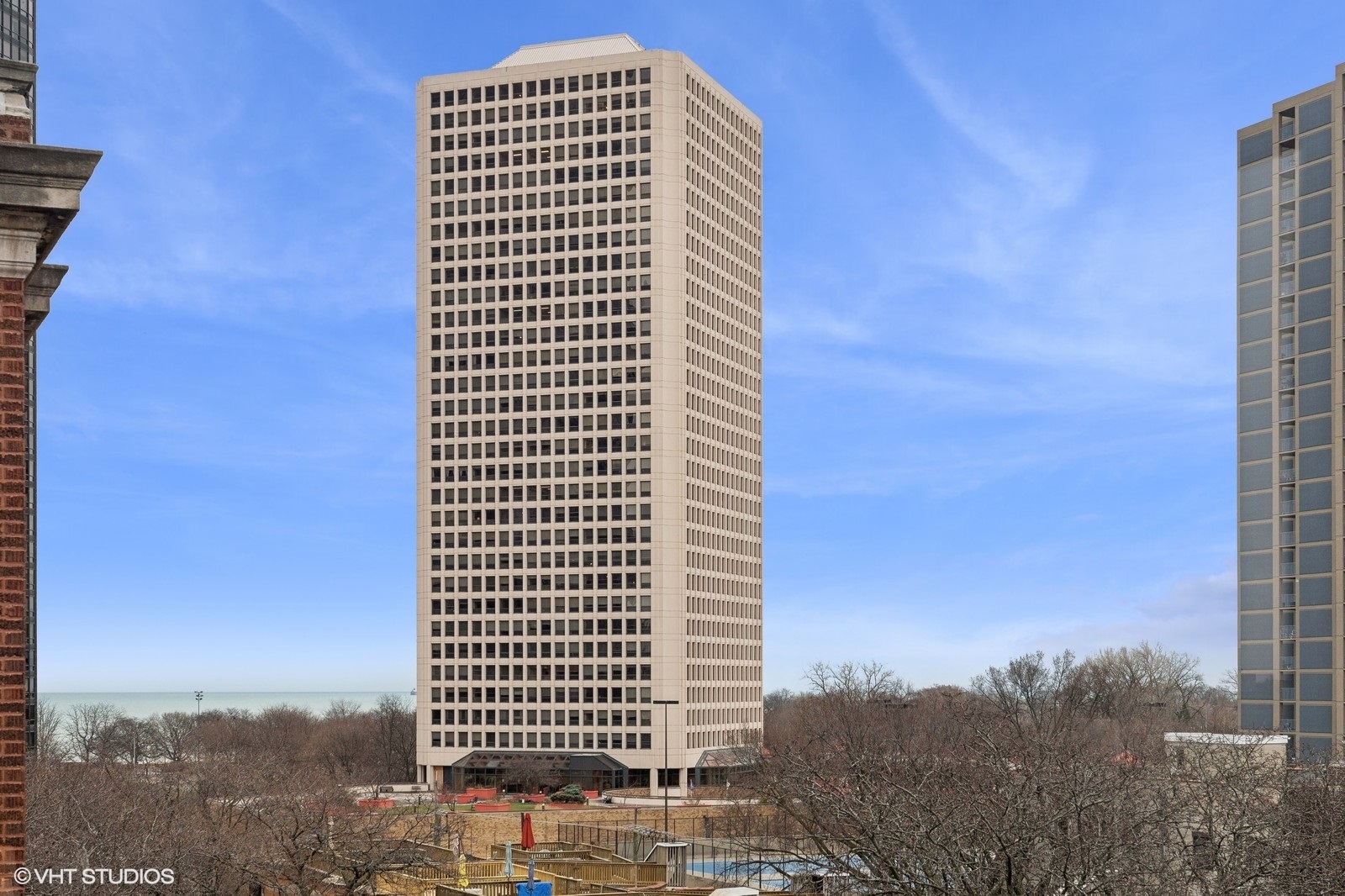 1050 W Balmoral Avenue Unit: 6E