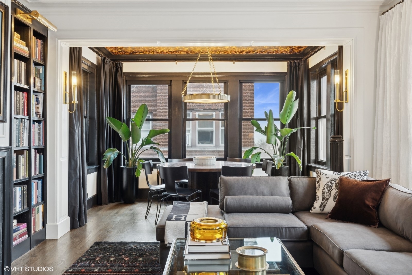 1050 W Balmoral Avenue Unit: 6E