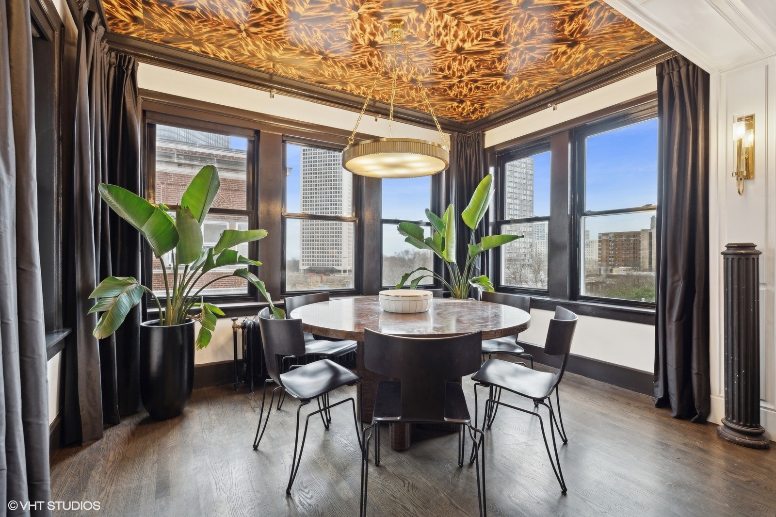 1050 W Balmoral Avenue Unit: 6E