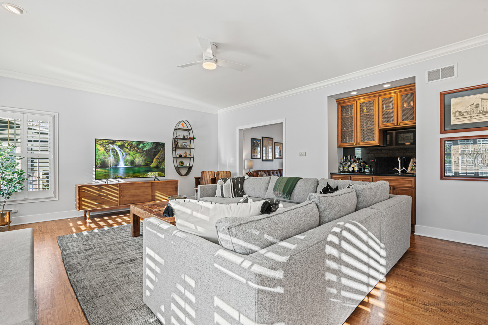 5718 Ridgewood Drive