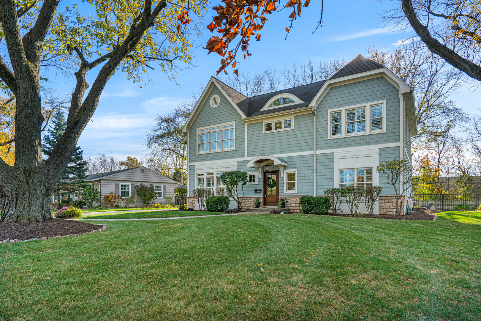5718 Ridgewood Drive