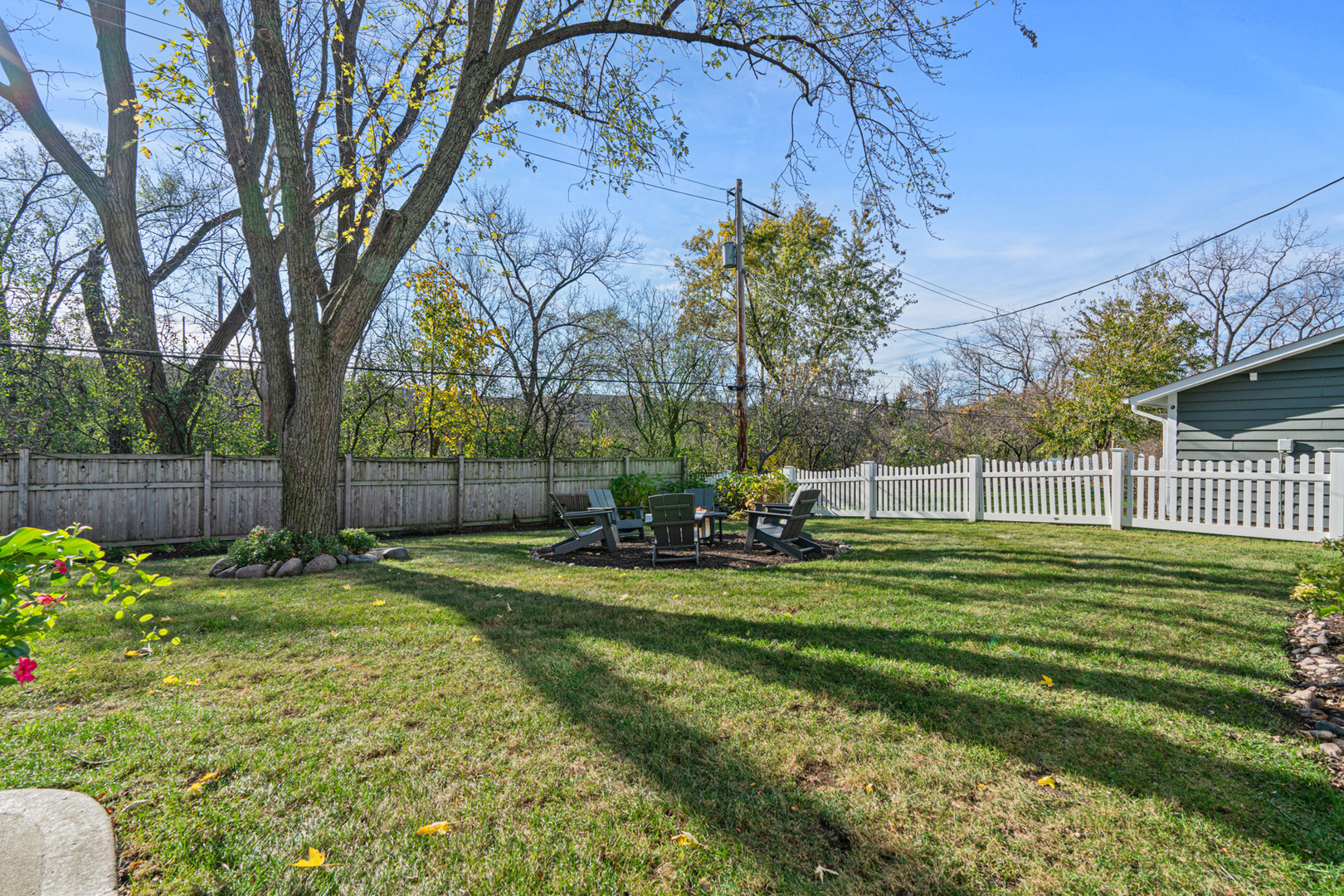 5718 Ridgewood Drive