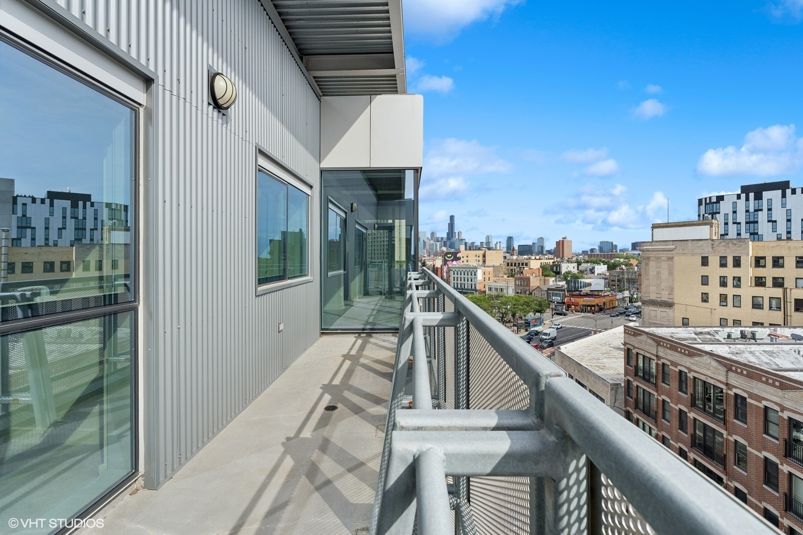 1241 N MILWAUKEE Avenue Unit: 708