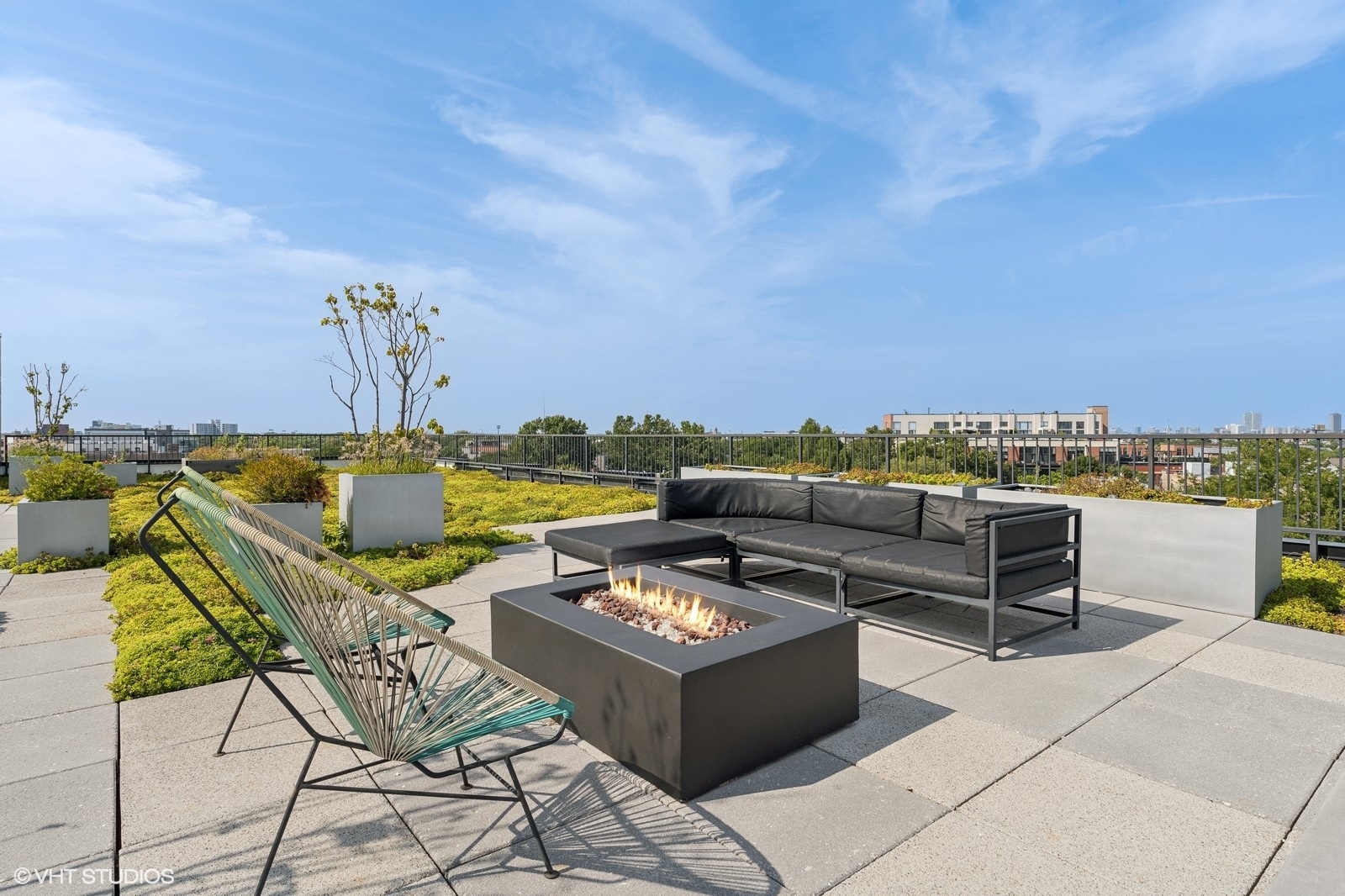 1647 N Milwaukee Avenue Unit: 403