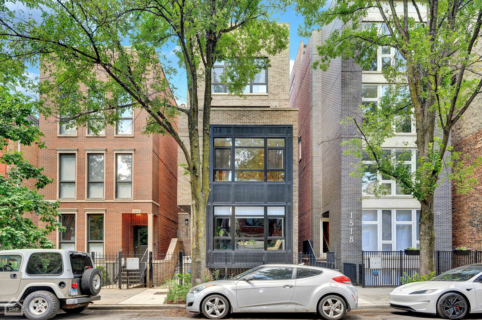 1522 W Thomas Street Unit: 3