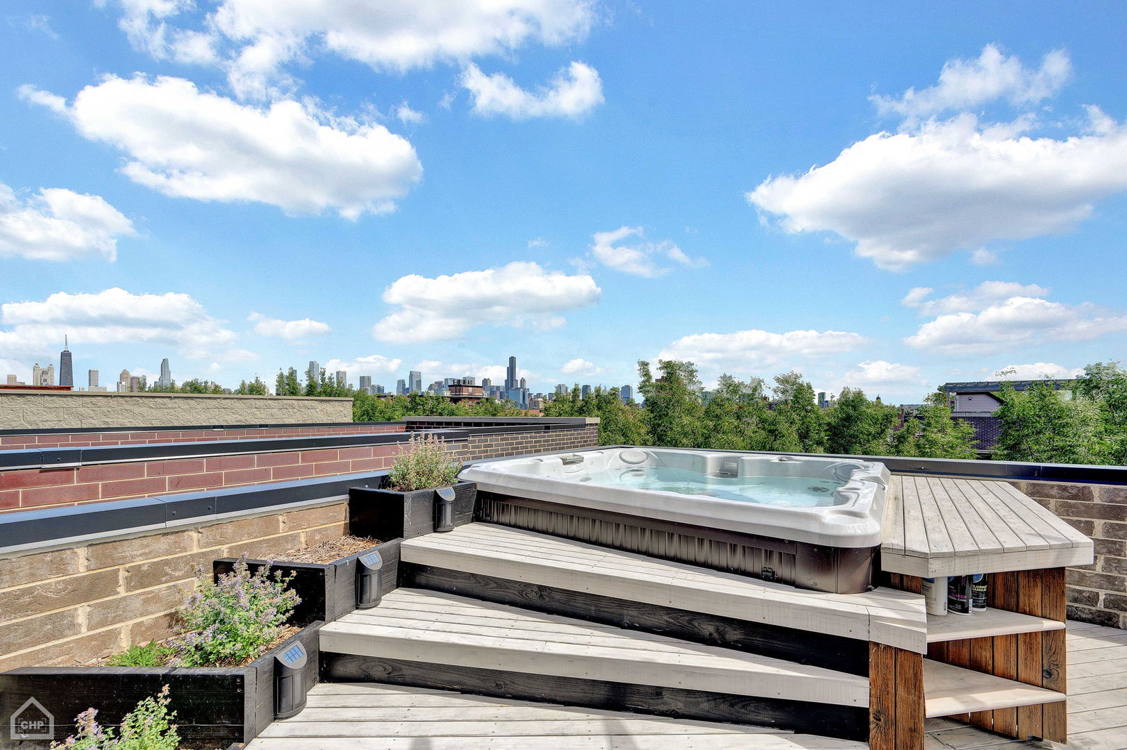 1522 W Thomas Street Unit: 3