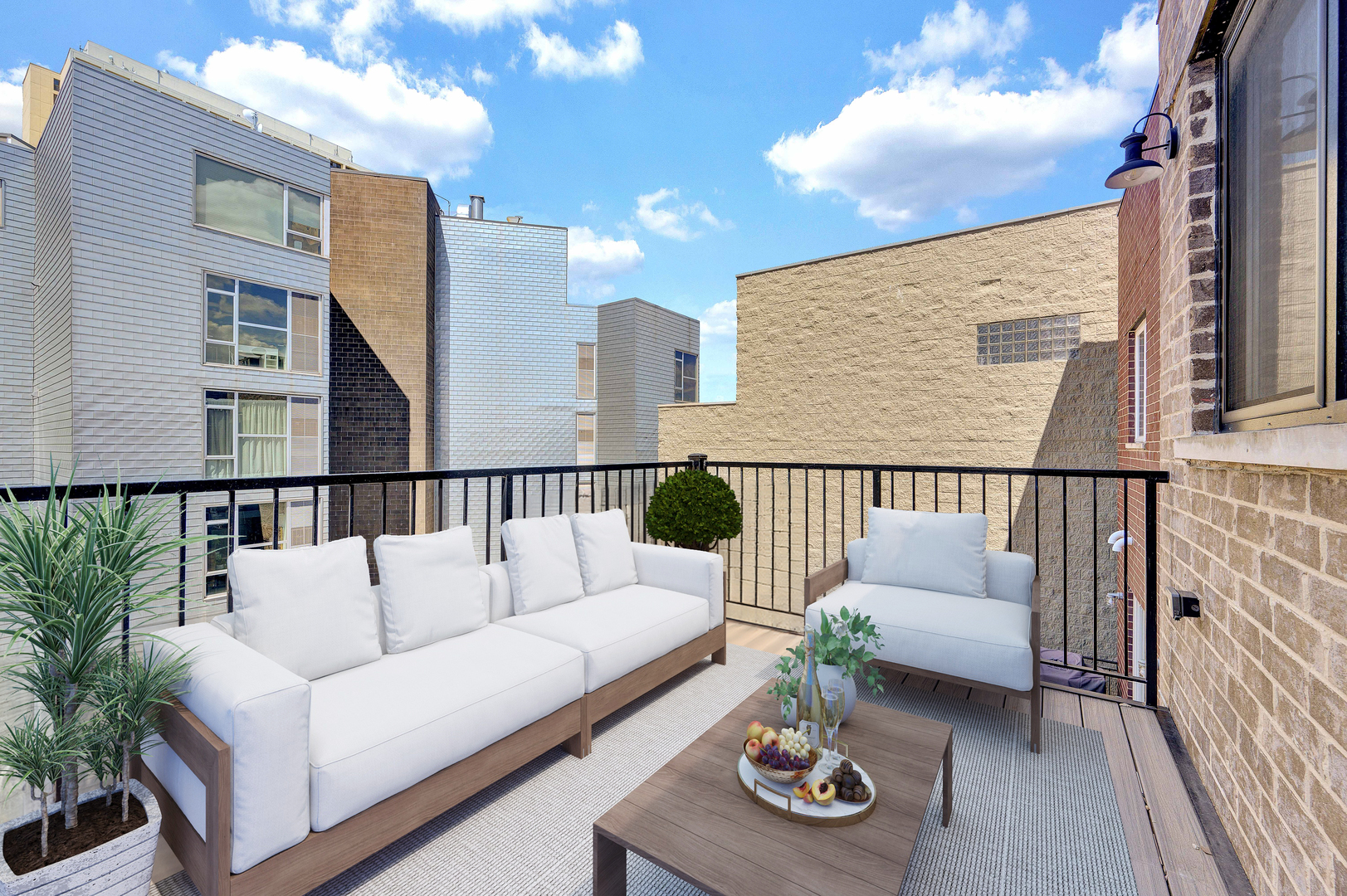 1522 W Thomas Street Unit: 3