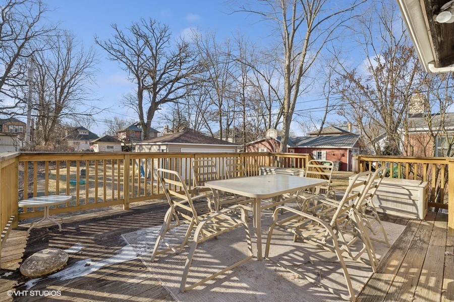 2133 W 108th Place